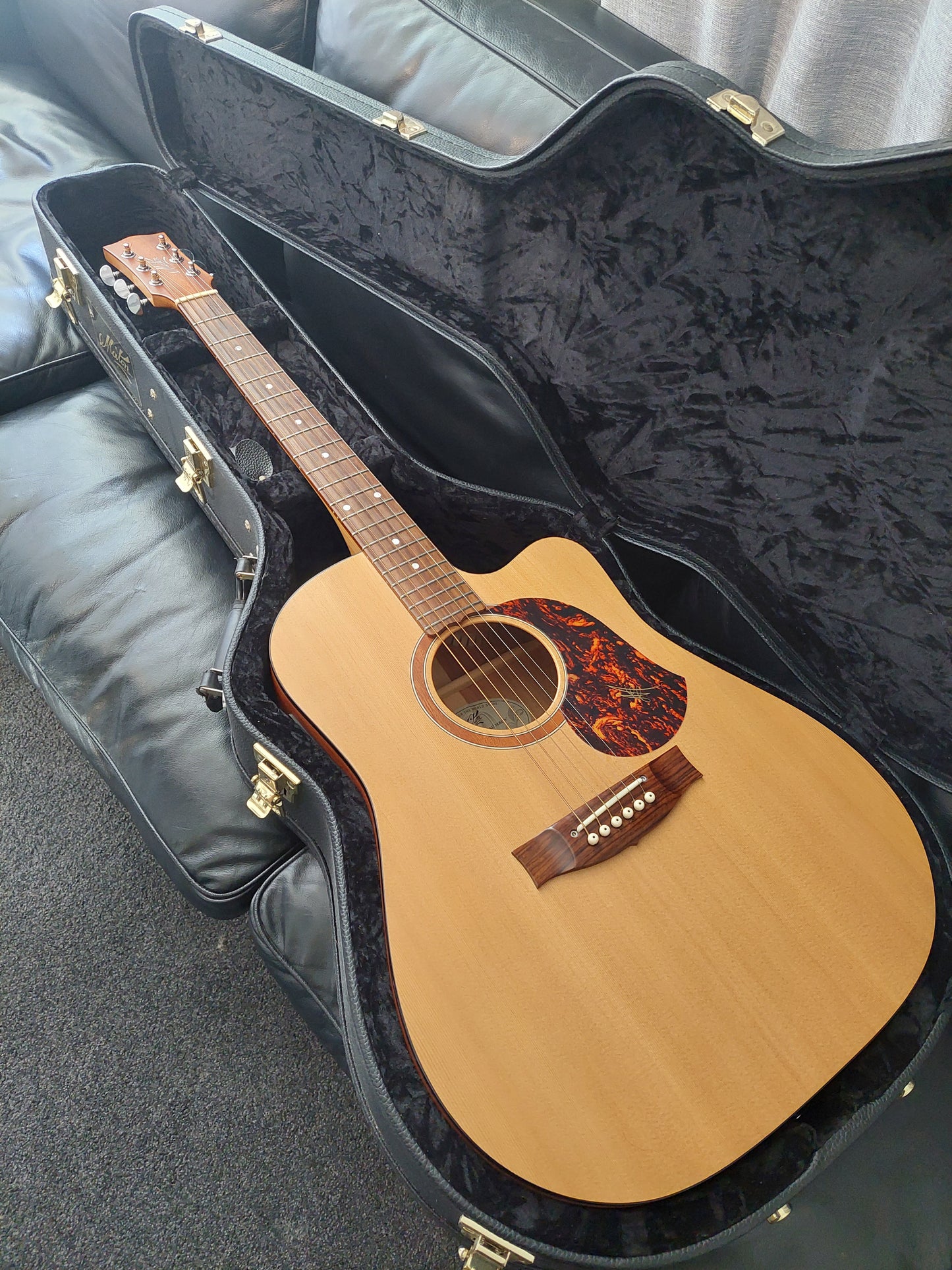 Pre-Owned Maton Acoustic Guitar SRS70C