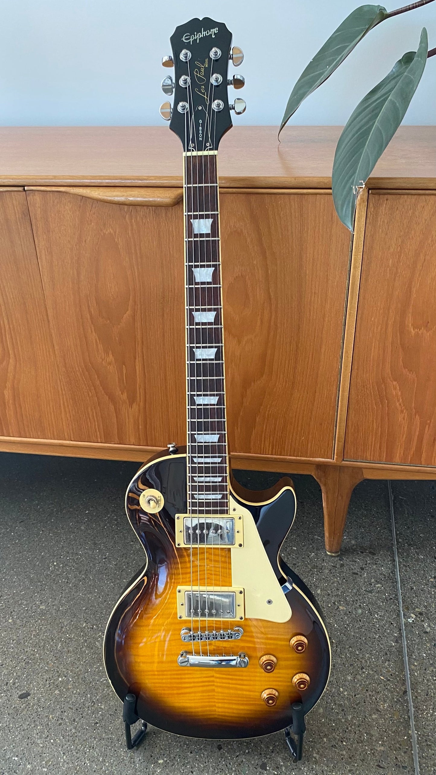 Pre-Owned 2003 Epiphone Les Paul Electric Guitar