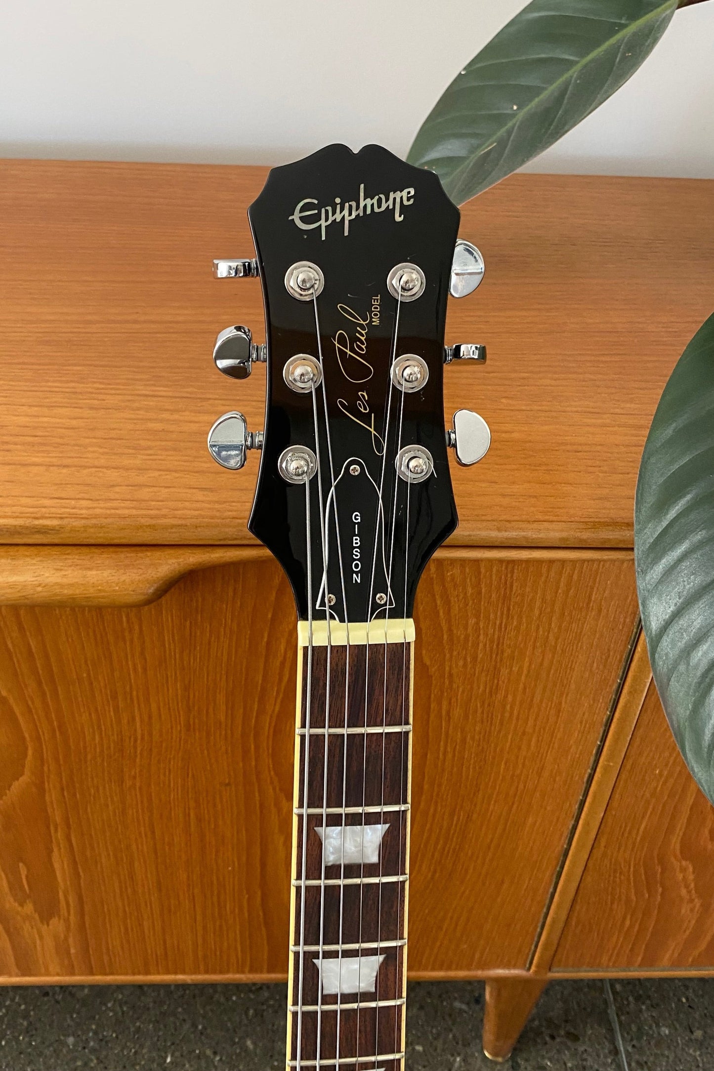 Pre-Owned 2003 Epiphone Les Paul Electric Guitar